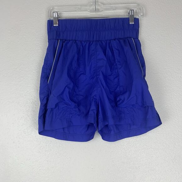 Fabletics Shorts Womens Small‎ Ultra High-Waisted Piped Nylon Lightweight Gym S - Picture 1 of 10